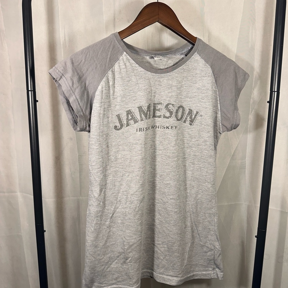 Gray Women's Raglan Top